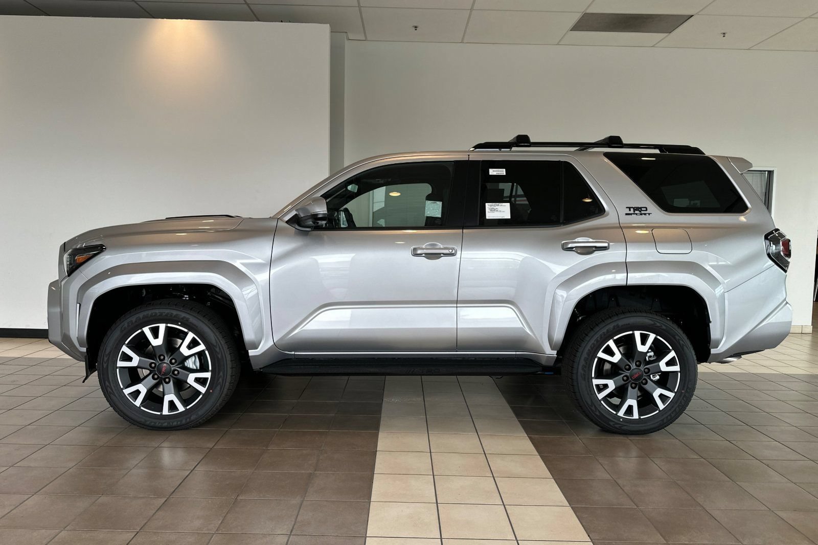 New 2026 Toyota 4Runner TRD Sport Premium AWD/4WD image 7