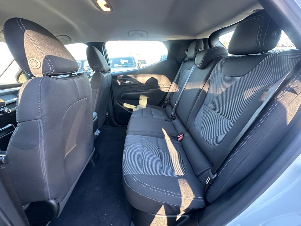 New 2027 Chevrolet Bolt LT w/ Comfort Package image 25