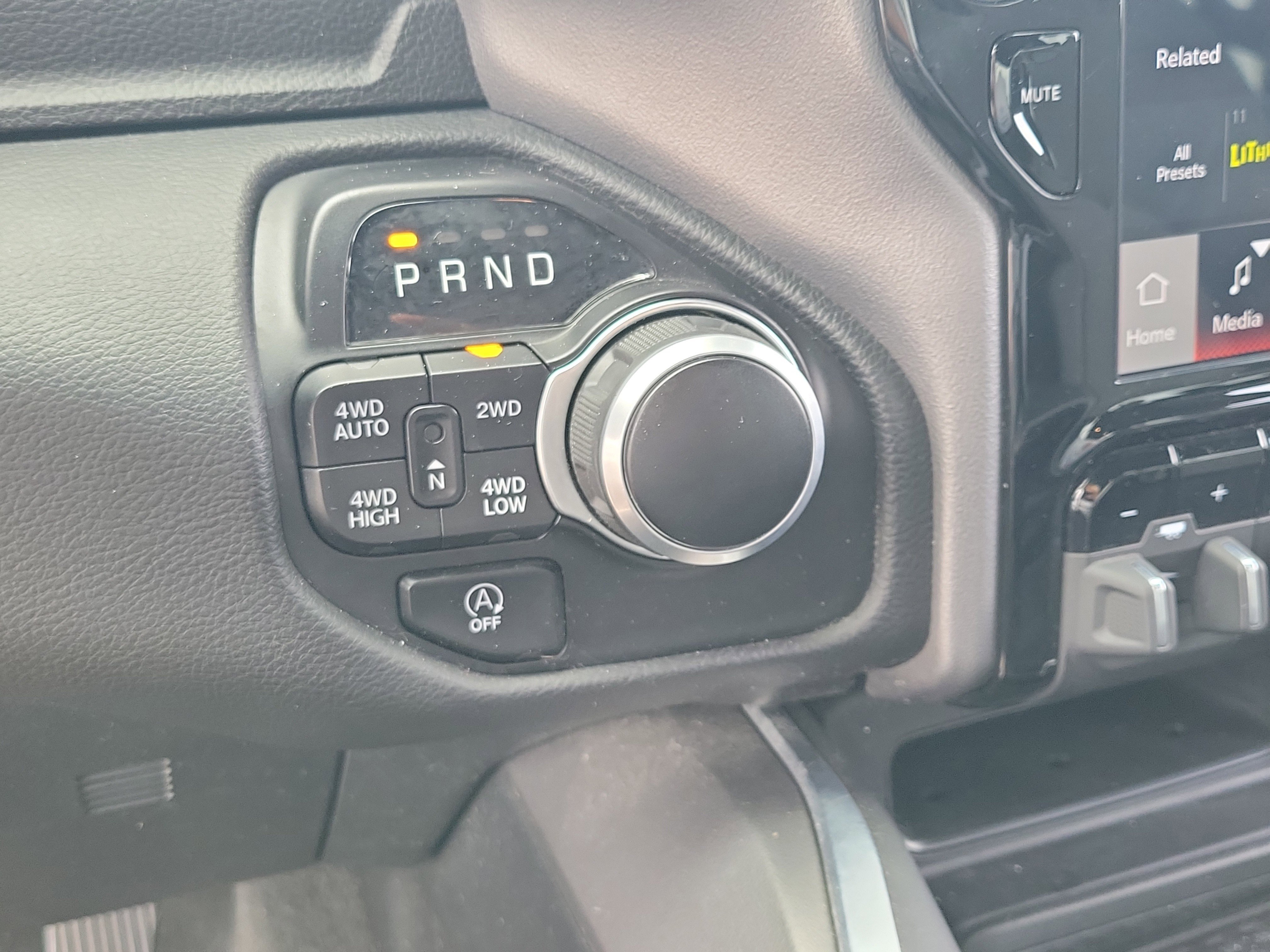 Used 2024 RAM 1500 Big Horn AWD/4WD image 27