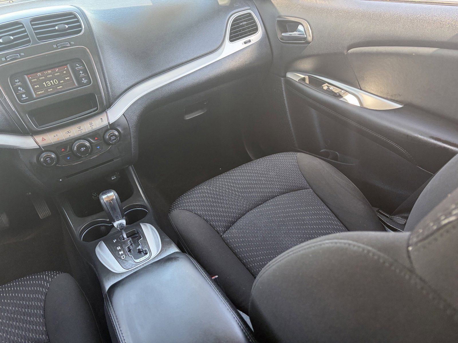 Used 2019 Dodge Journey SE w/ Connectivity Group image 17