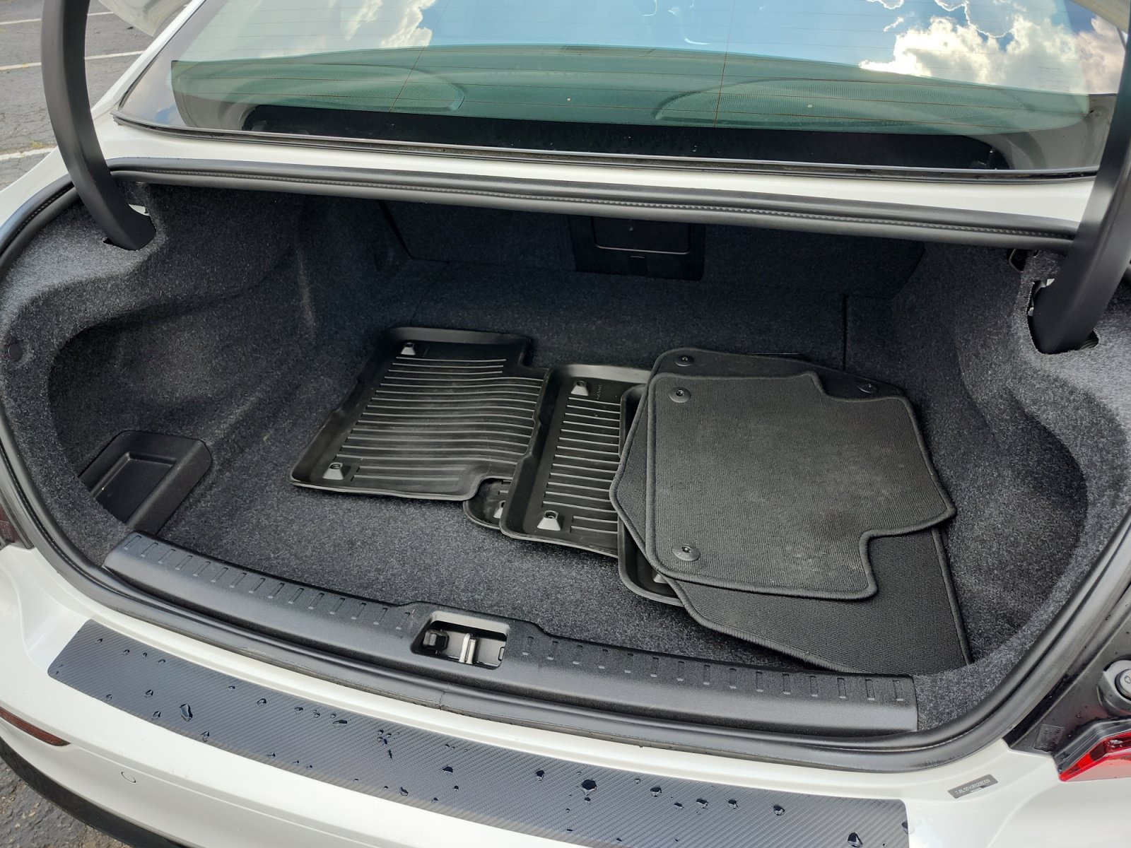 Used 2024 Volvo S60 B5 Core FWD image 16