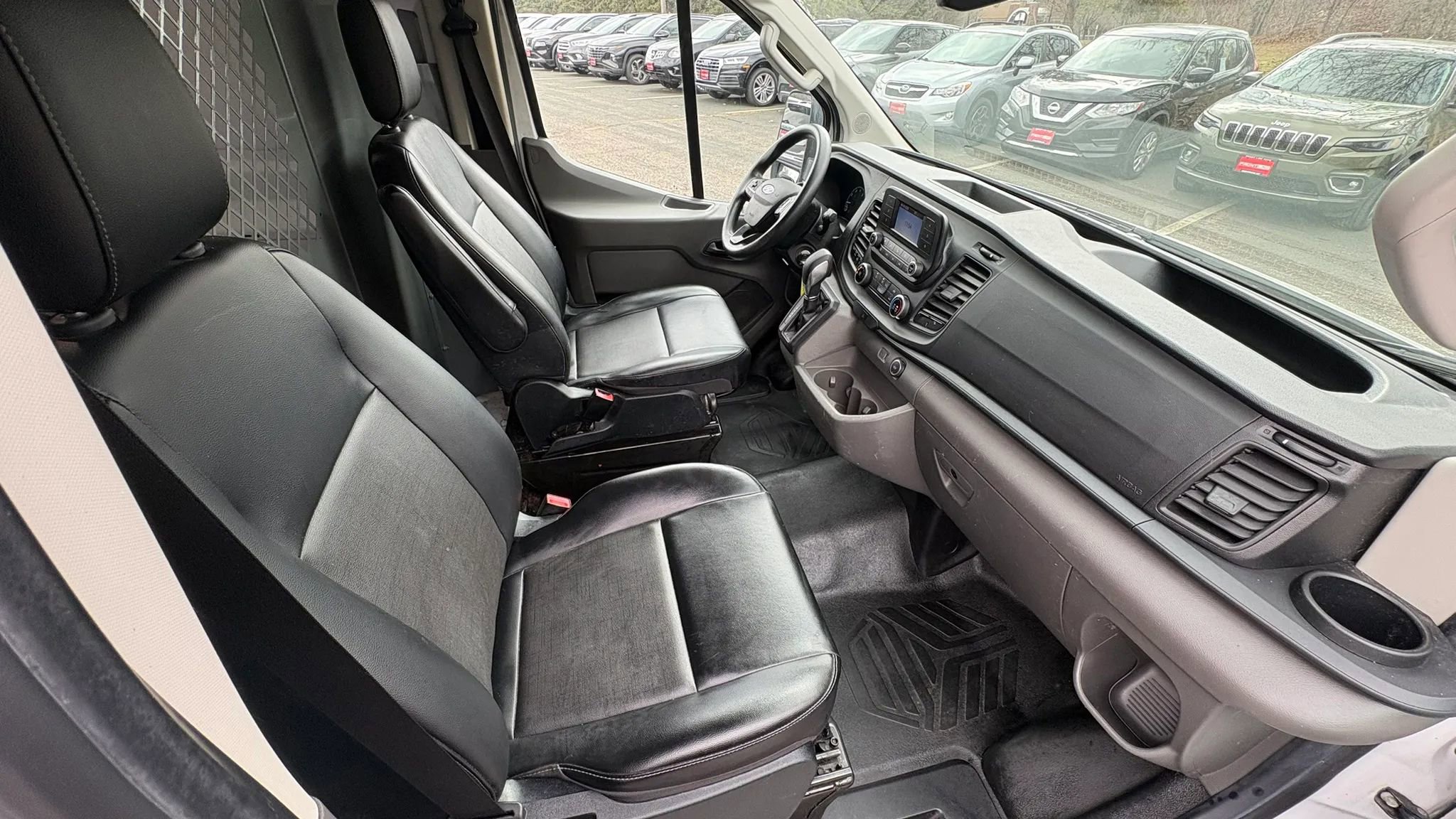 Used 2021 Ford Transit 150 Low Roof RWD image 29