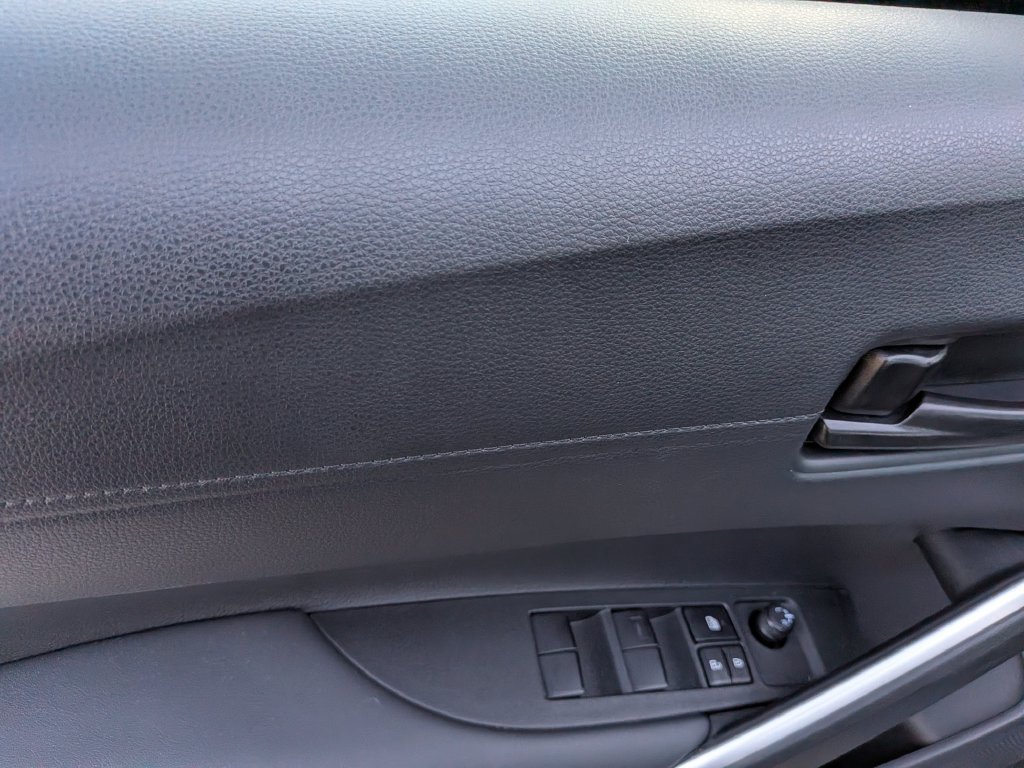 Used 2026 Toyota Corolla Cross LE FWD image 10
