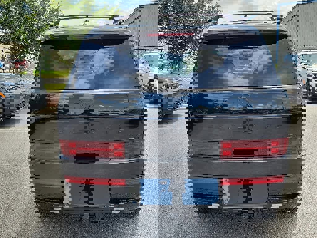 New 2025 Hyundai Santa Fe Calligraphy image 8
