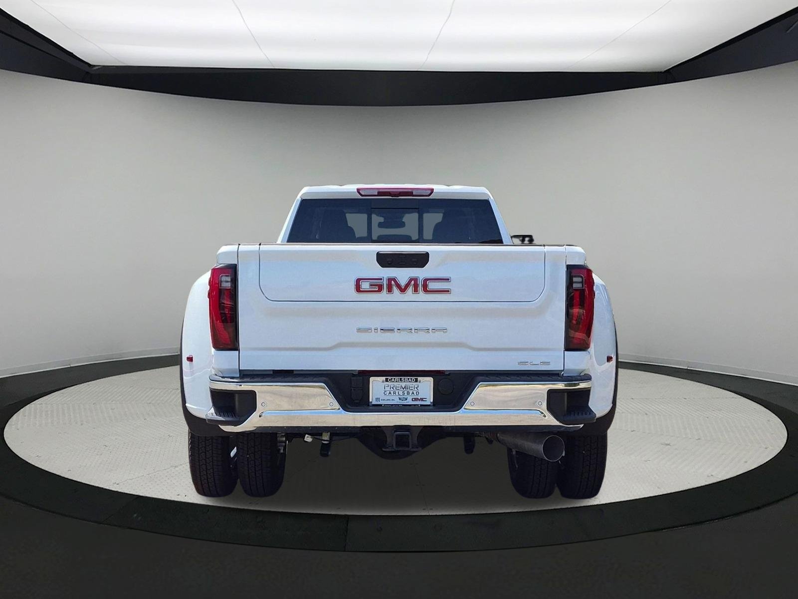 New 2026 GMC Sierra 3500 SLE w/ SLE Value Package AWD/4WD image 4