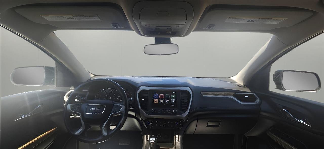 Used 2017 GMC Acadia Denali w/ Technology Package AWD/4WD image 19