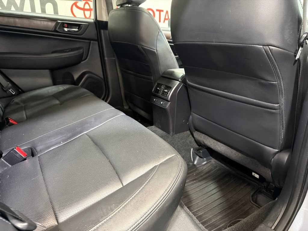 Used 2015 Subaru Outback 2.5i Limited AWD/4WD image 13