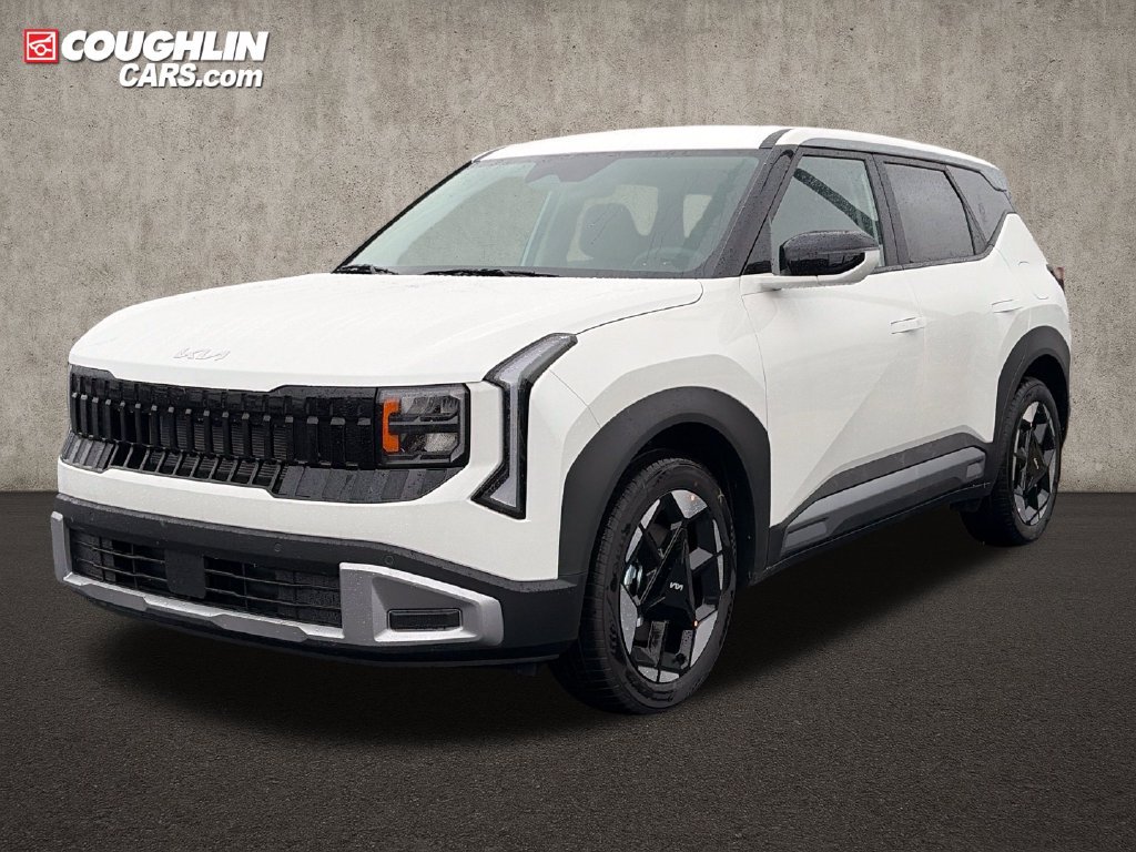 New 2027 Kia Seltos S FWD image 3