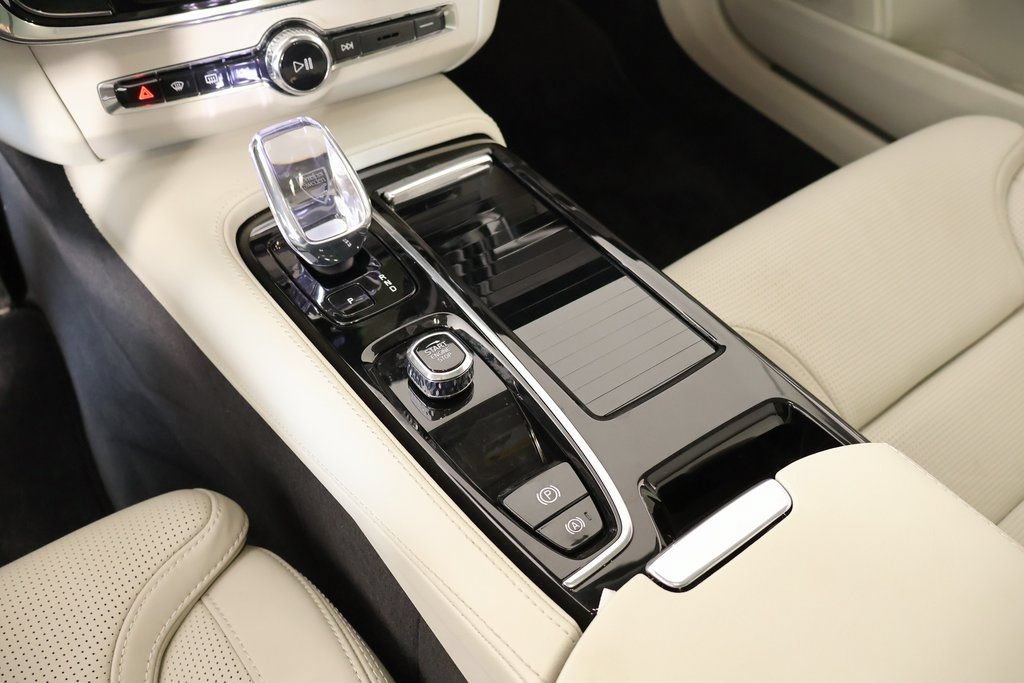 Used 2024 Volvo S90 T8 Ultimate w/ Lounge Package AWD/4WD image 8