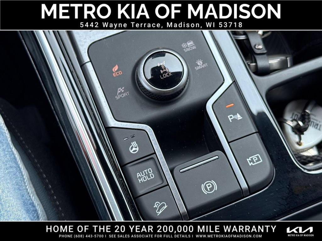 Used 2025 Kia Sorento SX Prestige AWD/4WD image 27