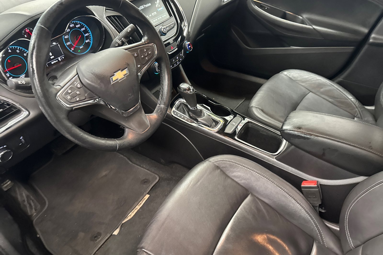 Used 2017 Chevrolet Cruze Premier image 9