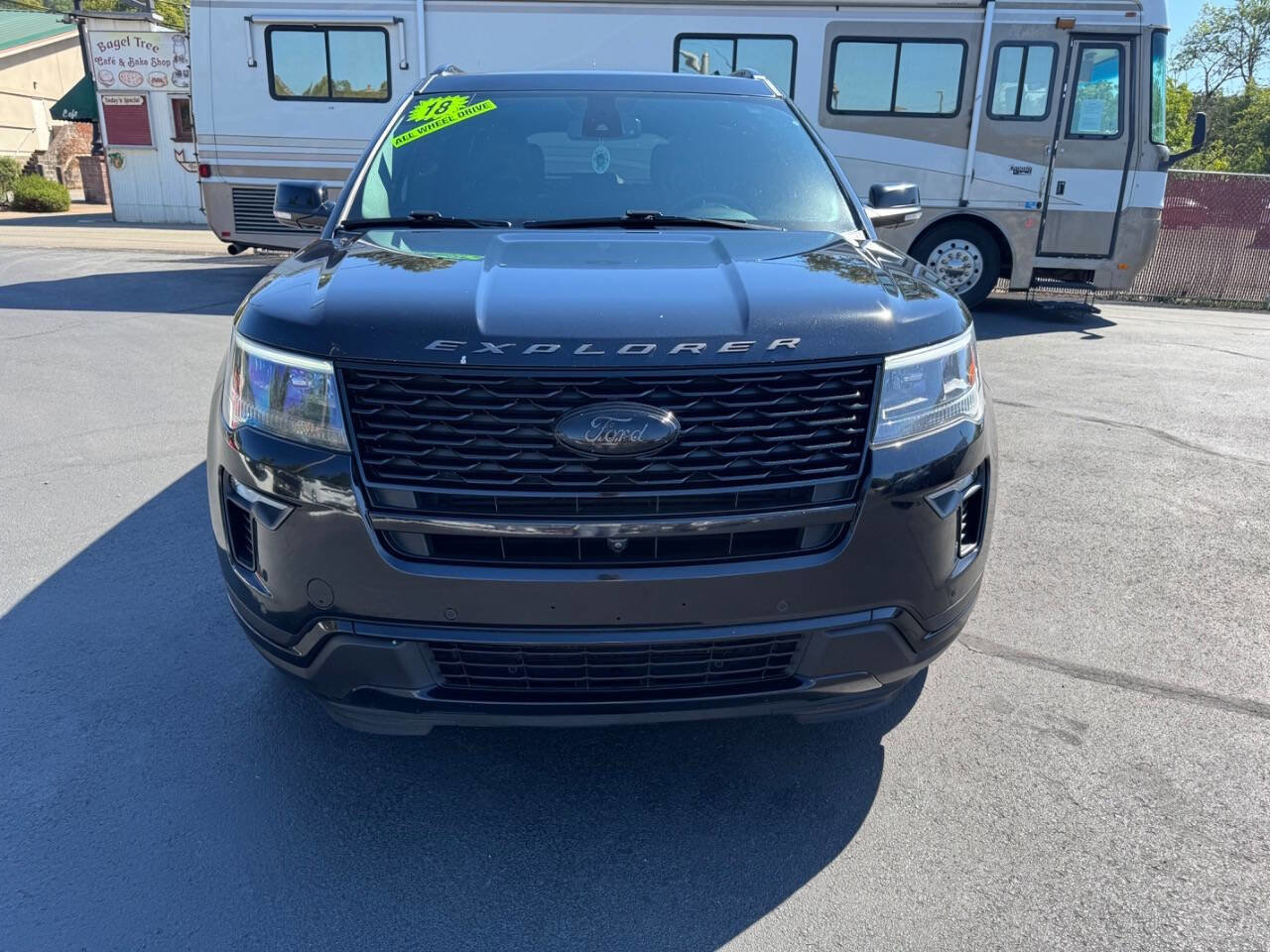 Used 2018 Ford Explorer Sport w/ Equipment Group 401A image 3