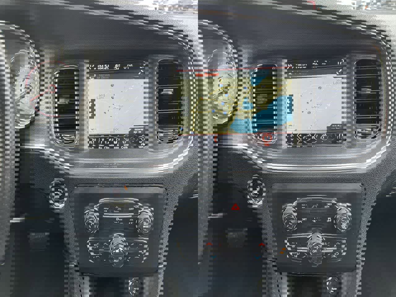 Used 2018 Dodge Charger R/T w/ Beats Audio Group image 13