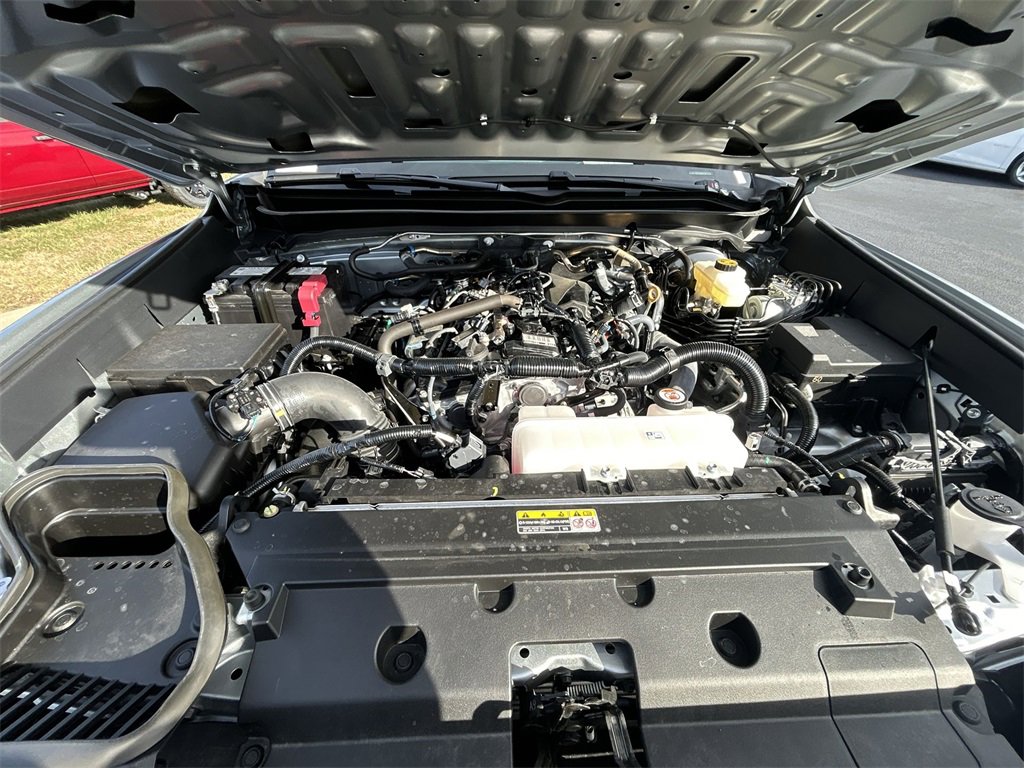 Used 2025 Toyota Tacoma SR image 31