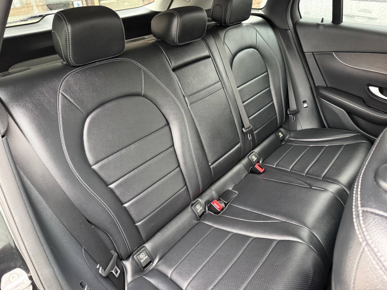 Used 2016 Mercedes-Benz GLC 300 w/ Premium Package image 40