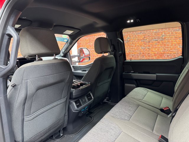 Certified 2025 Ford F150 XLT w/ Equipment Group 303A High image 26