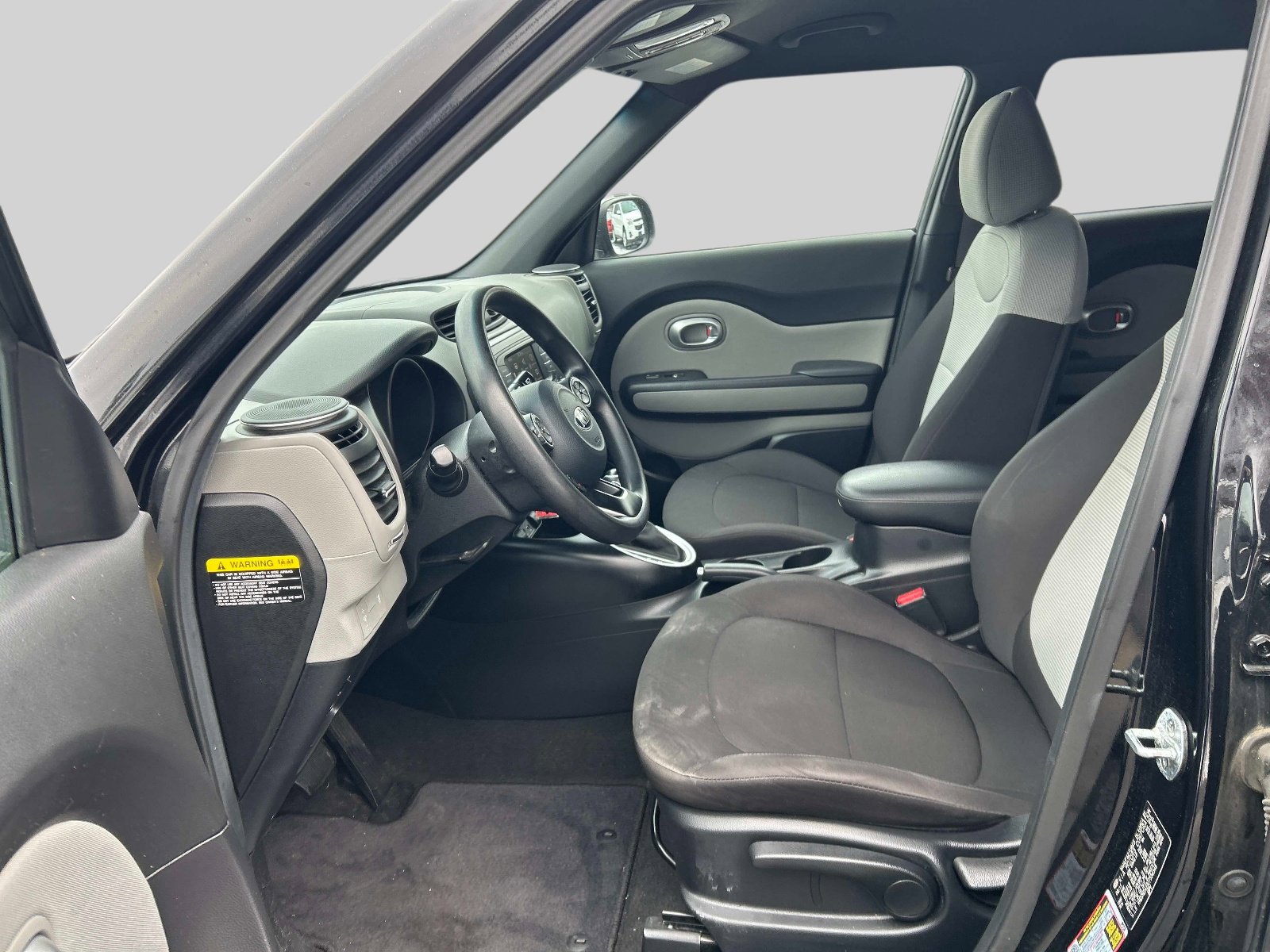 Used 2018 Kia Soul Base Auto FWD image 10