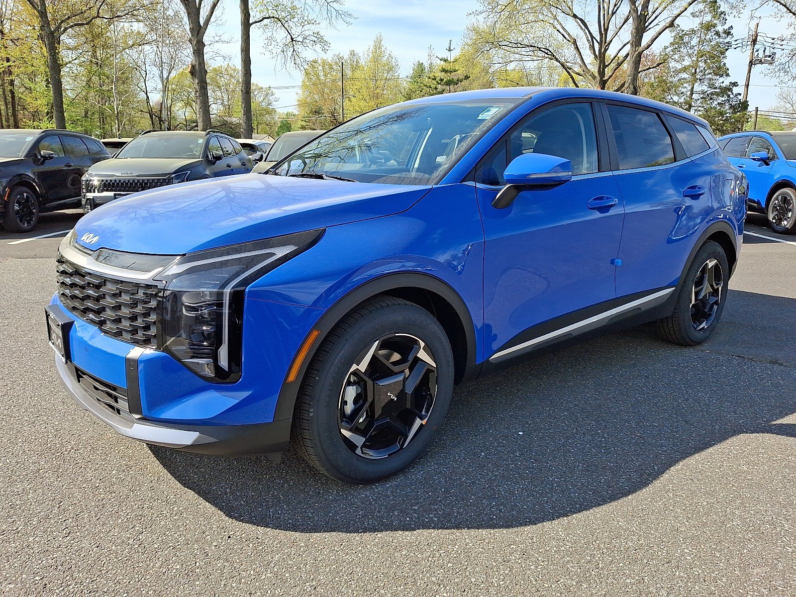 New 2026 Kia Sportage EX FWD image 3