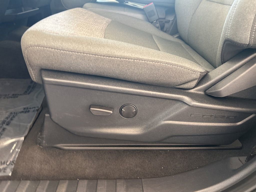 Used 2025 Ford F350 XLT image 42