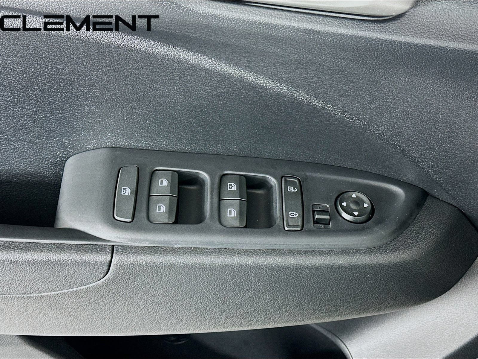 Certified 2026 Hyundai Venue SEL FWD image 25