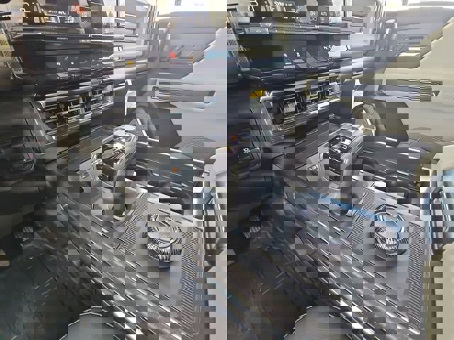 New 2026 GMC Hummer EV 4x4 Crew Cab image 16