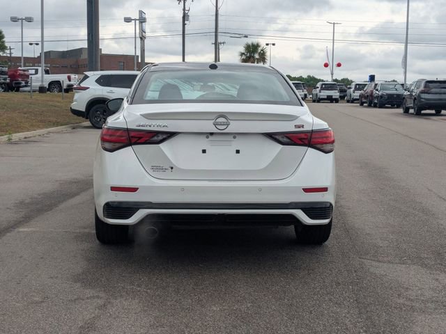 Used 2025 Nissan Sentra SR FWD image 4