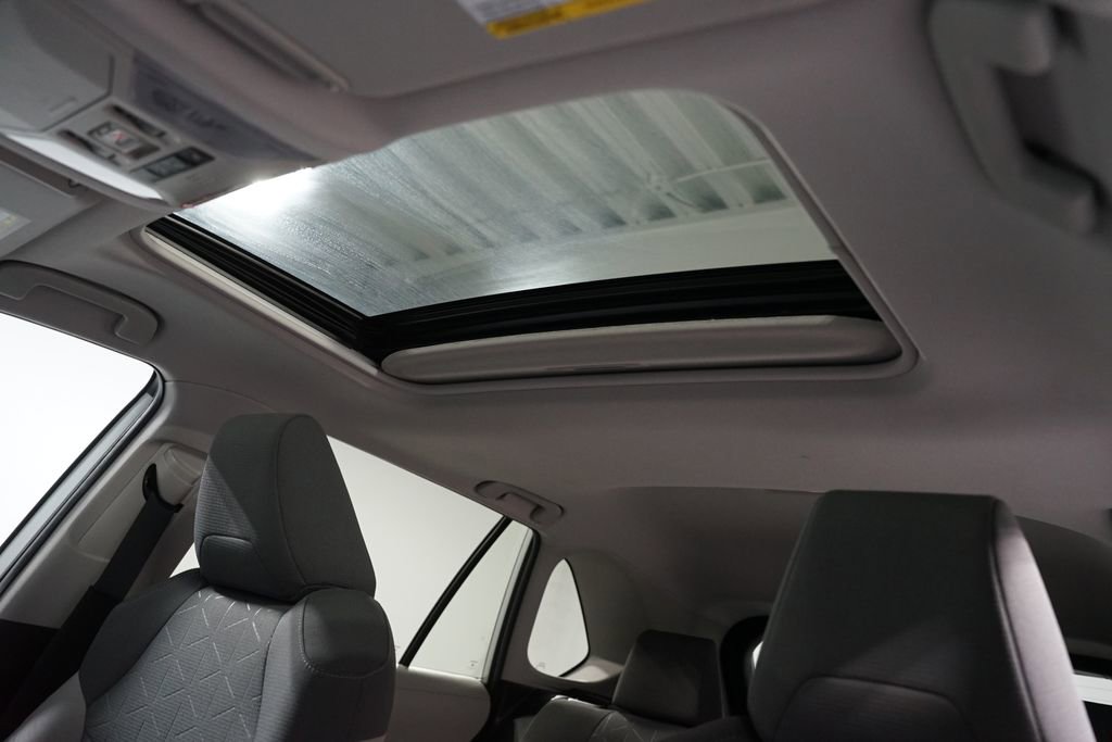 Used 2019 Toyota RAV4 XLE image 33