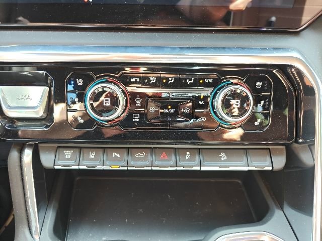 Used 2026 GMC Sierra 2500 Denali Ultimate image 14