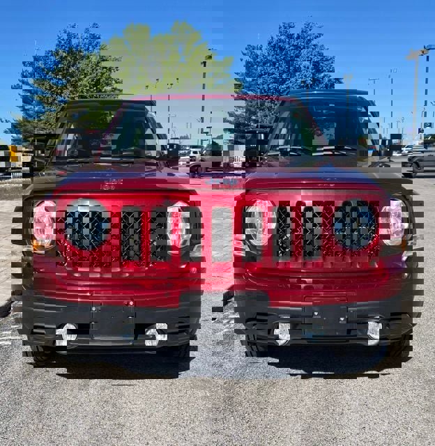 Used 2017 Jeep Patriot Sport FWD image 4