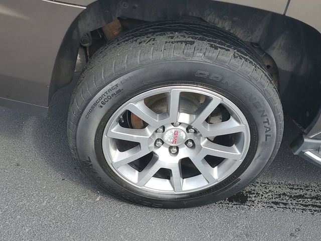 Certified 2016 GMC Yukon Denali RWD image 5