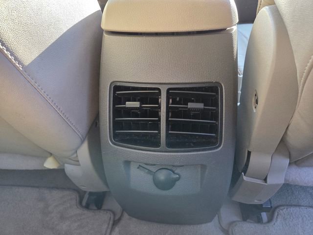 Used 2010 Ford Edge Limited image 47