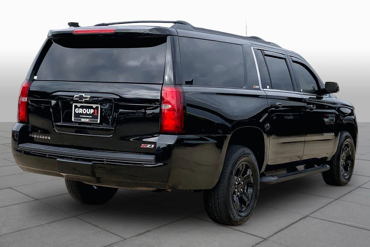 Used 2020 Chevrolet Suburban LT AWD/4WD image 13
