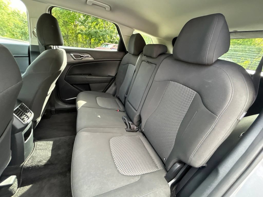 Used 2024 Kia Sportage LX FWD image 26