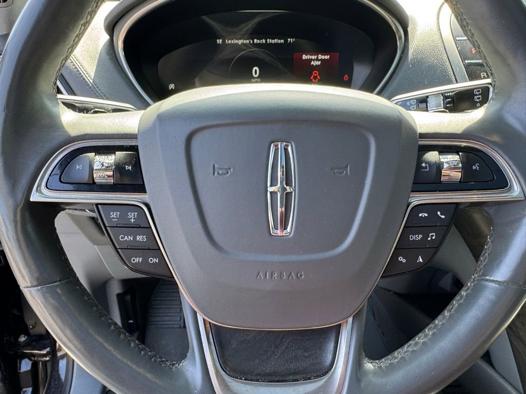 Used 2019 Lincoln Nautilus Reserve image 22