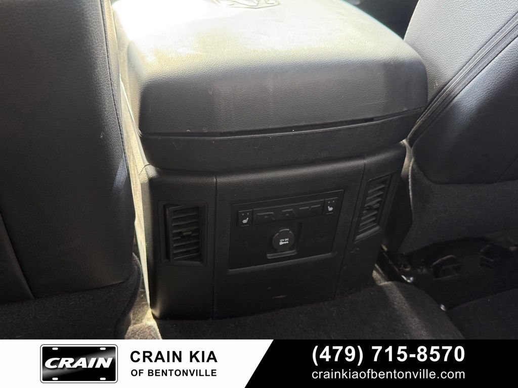 Used 2016 RAM 1500 Laramie w/ Convenience Group AWD/4WD image 26