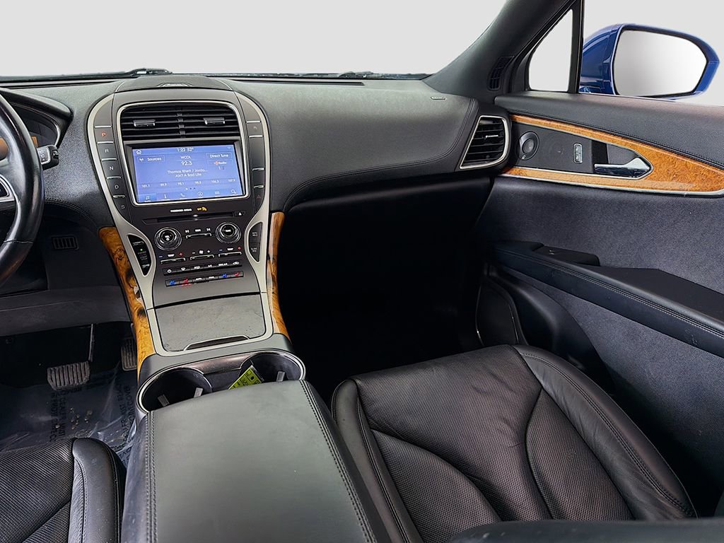 Used 2020 Lincoln Nautilus Reserve image 28