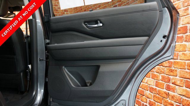 Used 2022 Nissan Pathfinder SL image 51