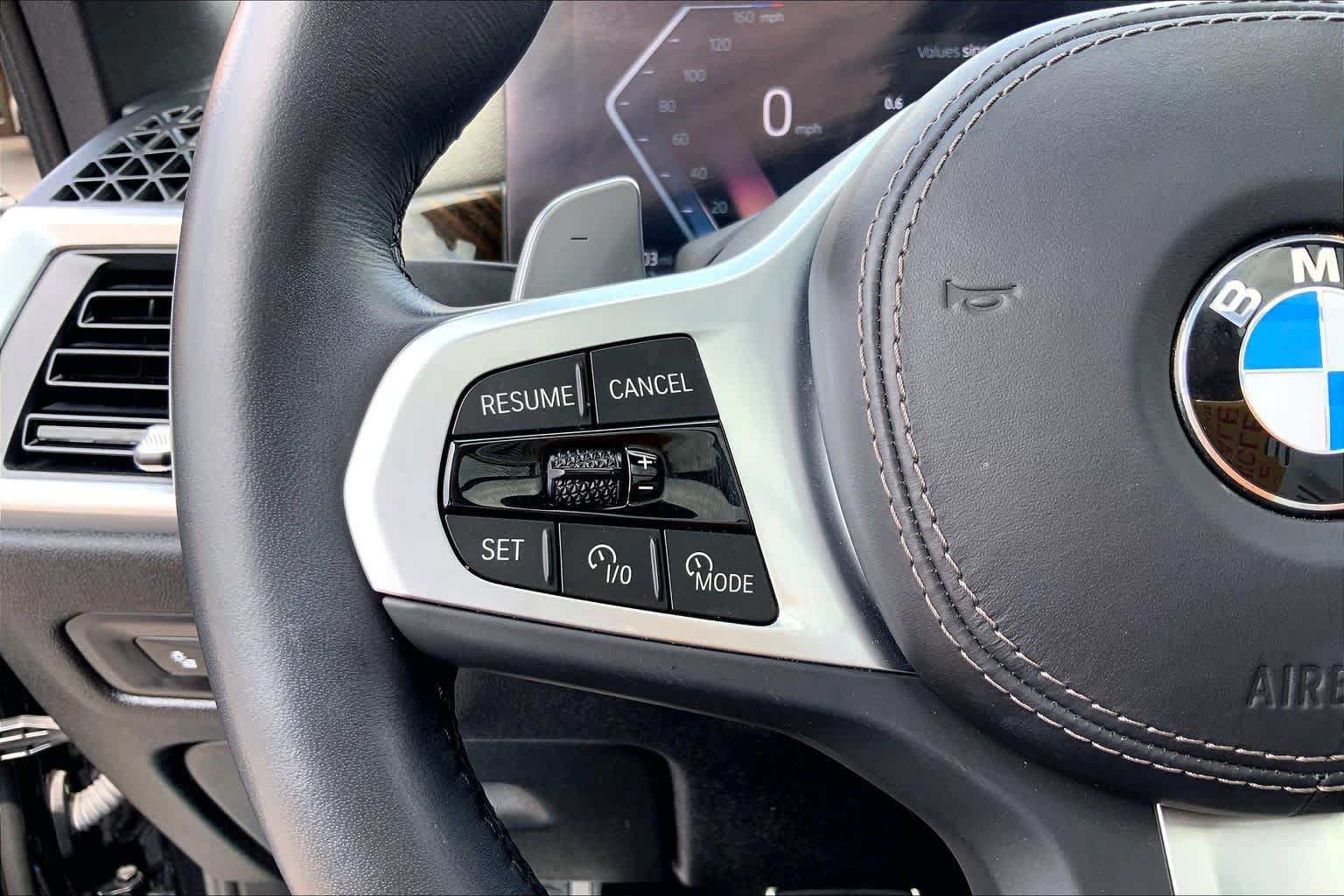 Used 2024 BMW X5 sDrive40i w/ M Sport Package RWD image 24