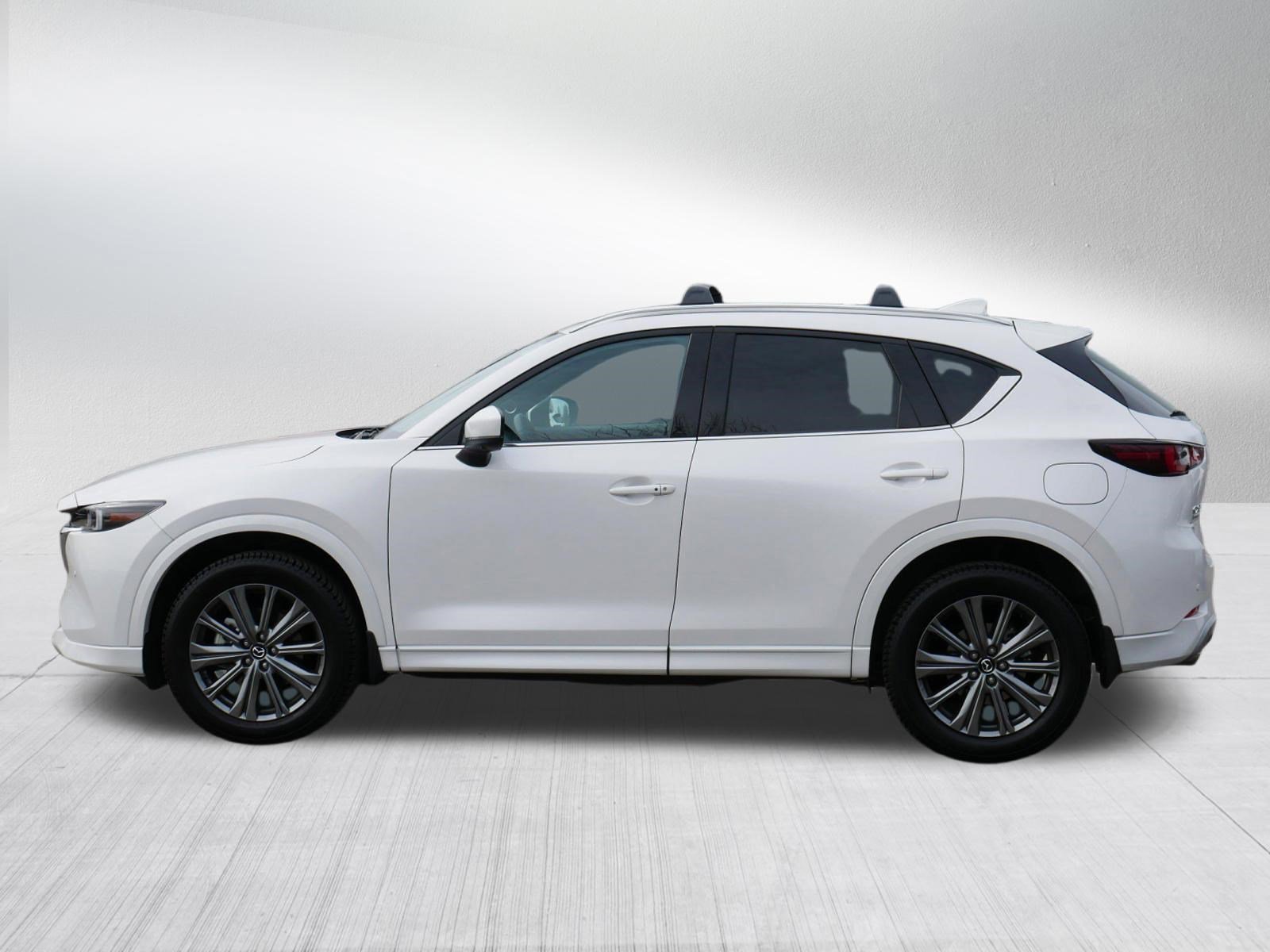 Used 2025 MAZDA CX-5 Signature AWD/4WD image 4