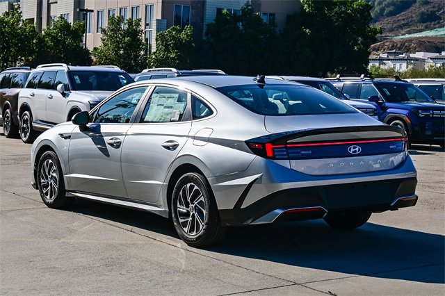 New 2026 Hyundai Sonata Blue image 8