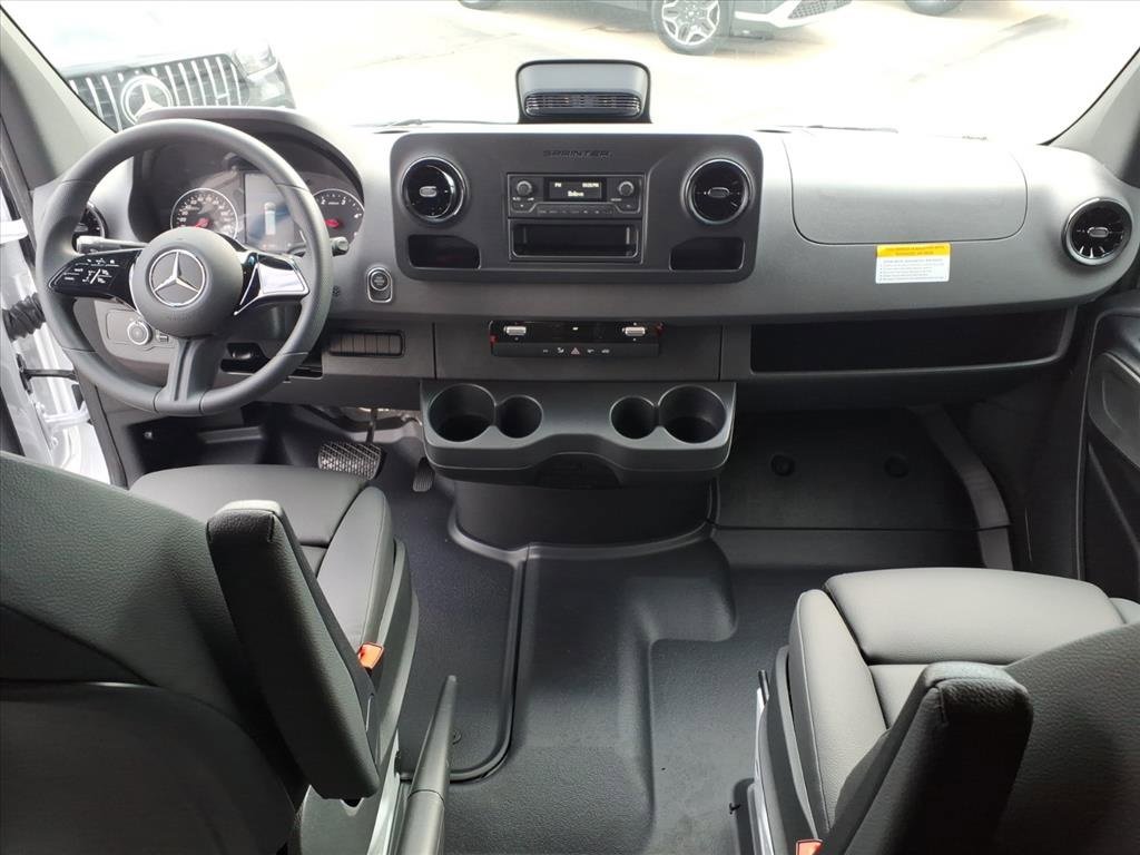 New 2026 Mercedes-Benz Sprinter 2500 image 27