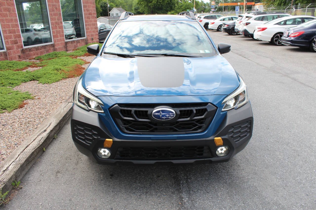 Used 2025 Subaru Outback Wilderness AWD/4WD image 4