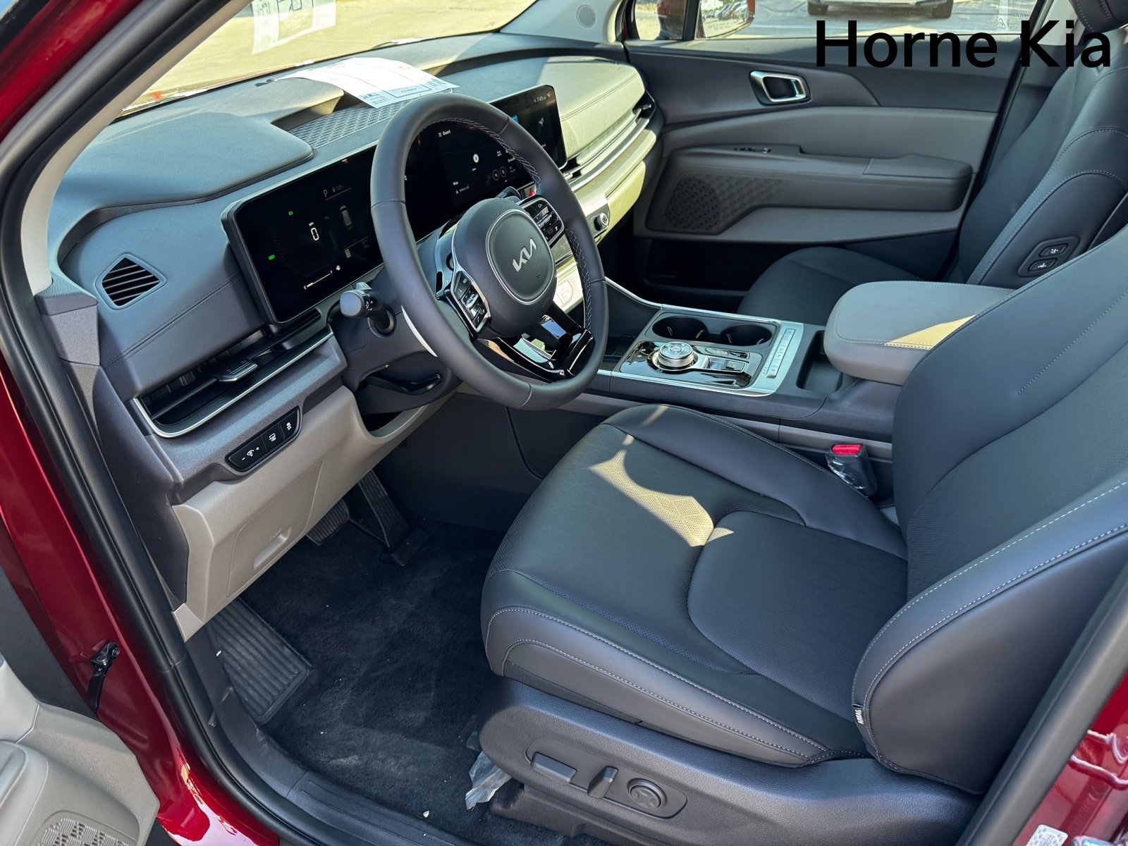 New 2026 Kia Carnival EX image 9