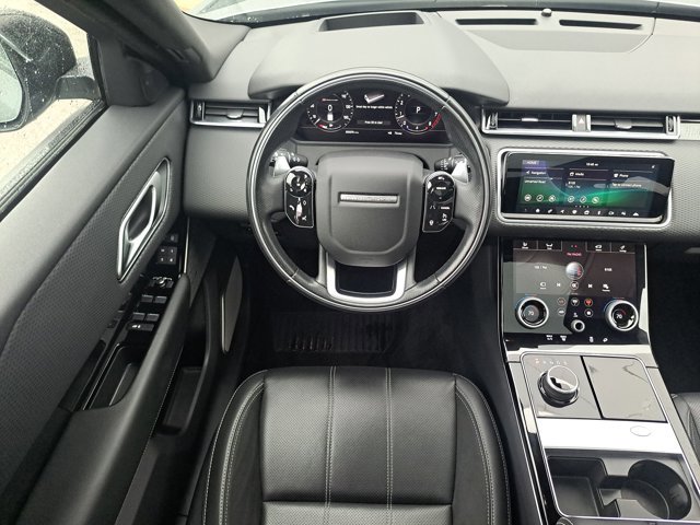 Used 2020 Land Rover Range Rover Velar R-Dynamic S image 11