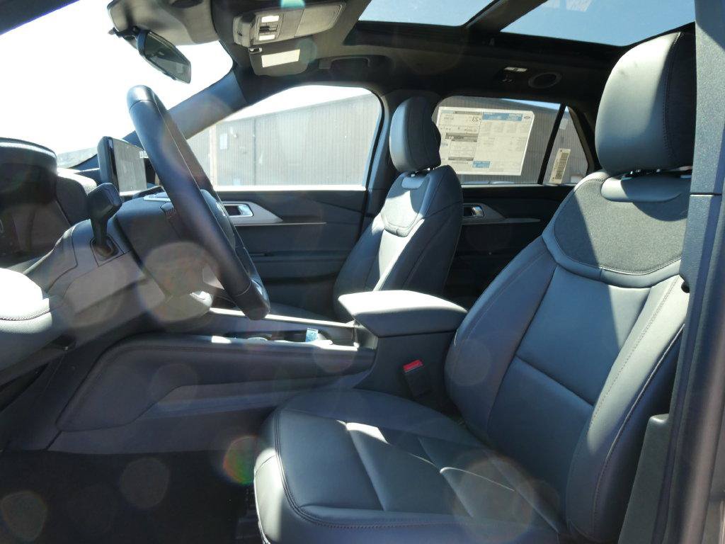 New 2027 Ford Explorer Active w/ Active Comfort Package AWD/4WD image 16