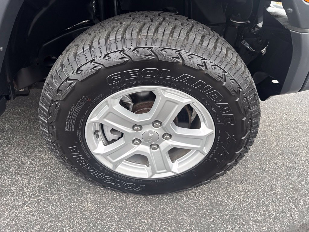 Used 2019 Jeep Wrangler Unlimited Sport AWD/4WD image 31