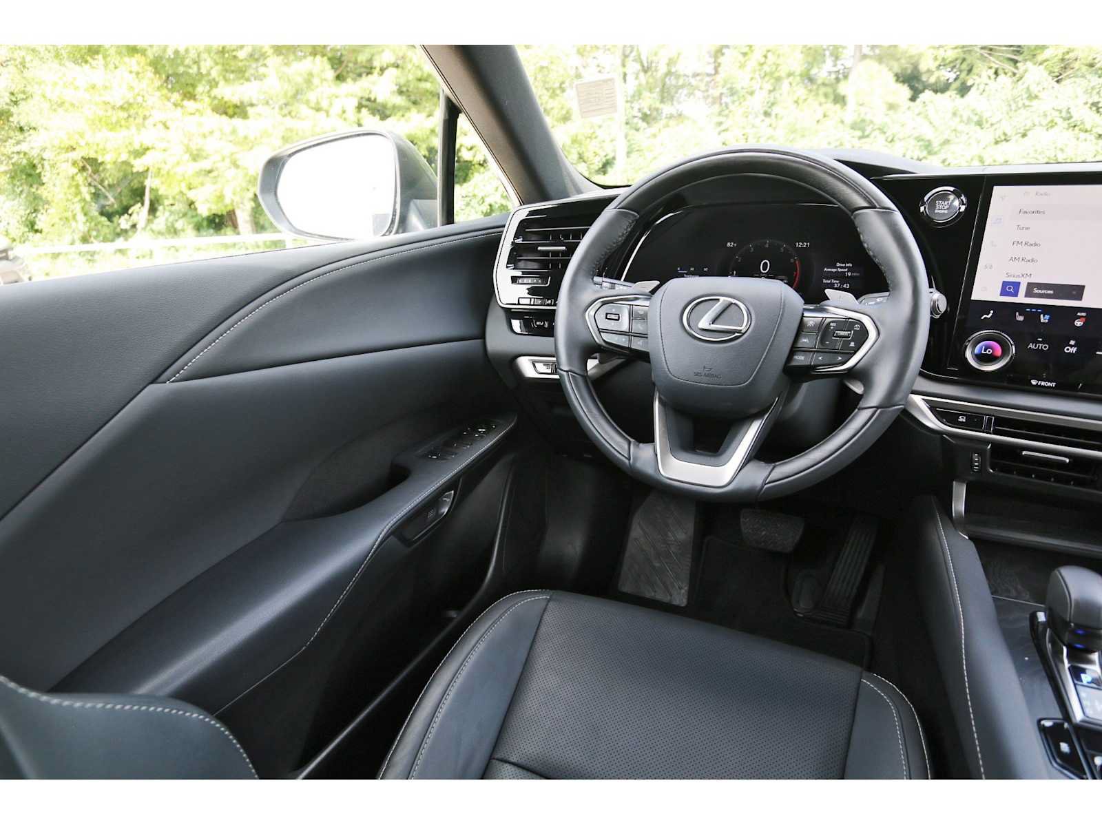Used 2025 Lexus RX 350 Premium w/ Convenience Package FWD image 6