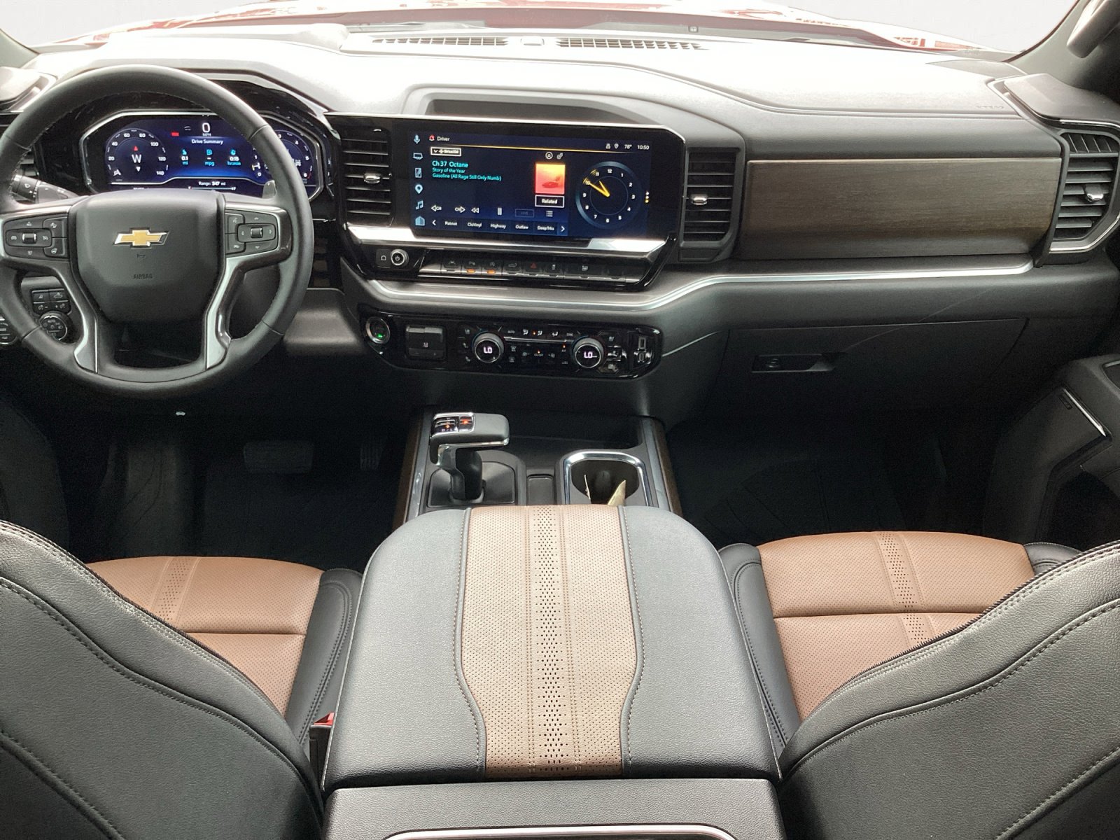 Used 2025 Chevrolet Silverado 1500 High Country image 4