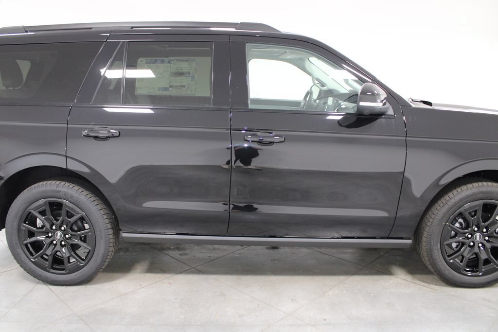 New 2027 Ford Expedition Platinum RWD image 10