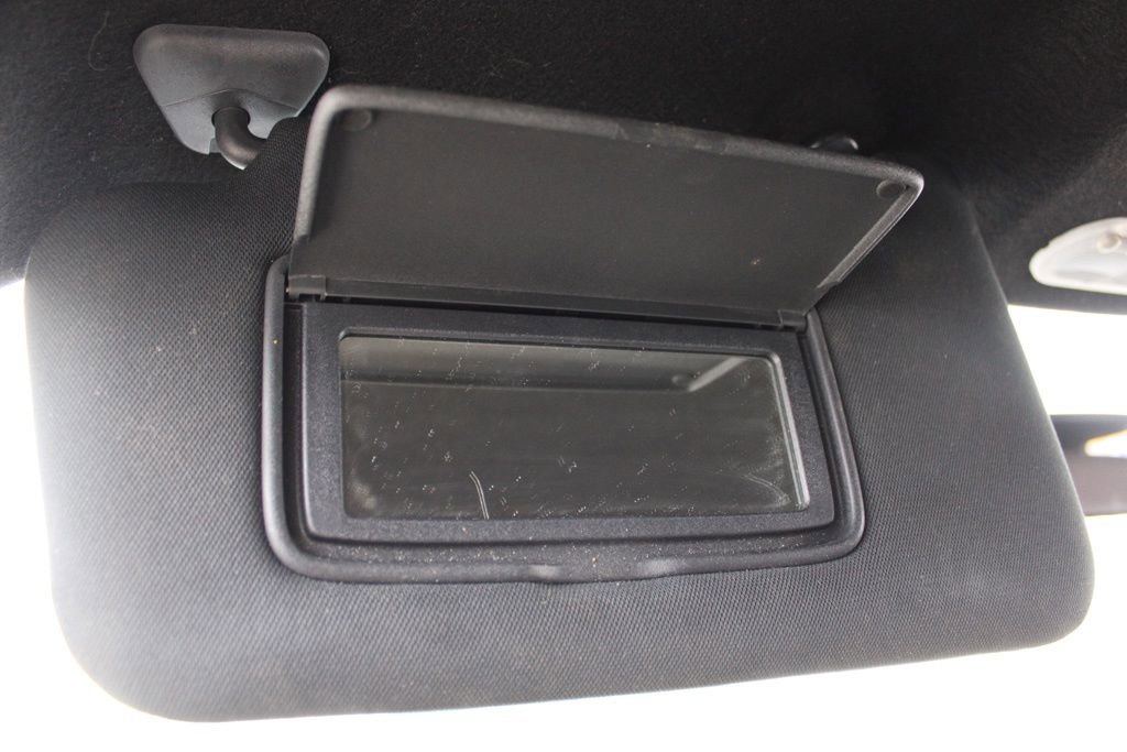 Used 2015 Nissan Juke NISMO image 40